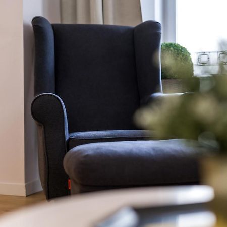 Apartment Poznan Mtp Chelmonskiego By Noclegi Renters المظهر الخارجي الصورة