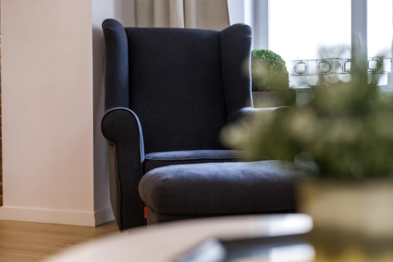 Apartment Poznan Mtp Chelmonskiego By Noclegi Renters المظهر الخارجي الصورة