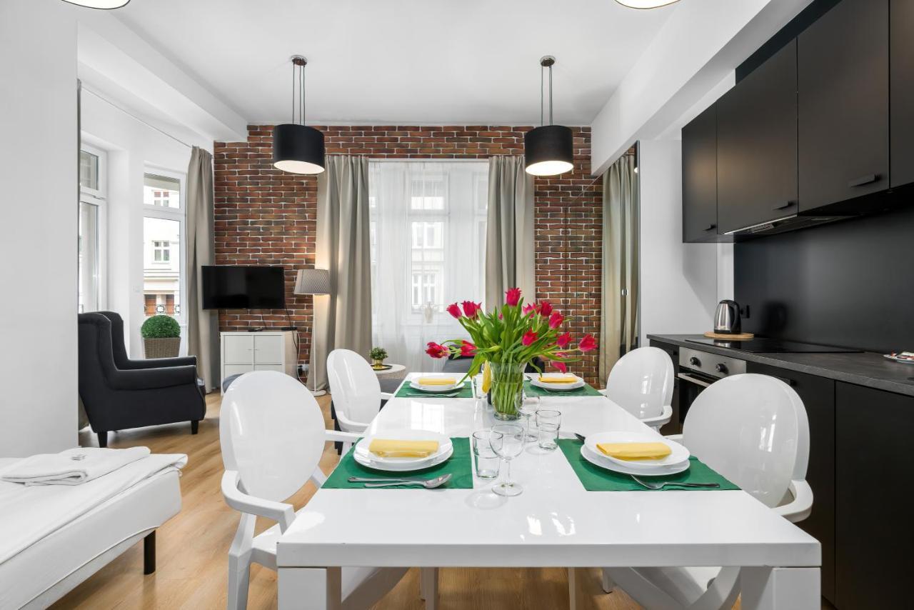 Apartment Poznan Mtp Chelmonskiego By Noclegi Renters المظهر الخارجي الصورة