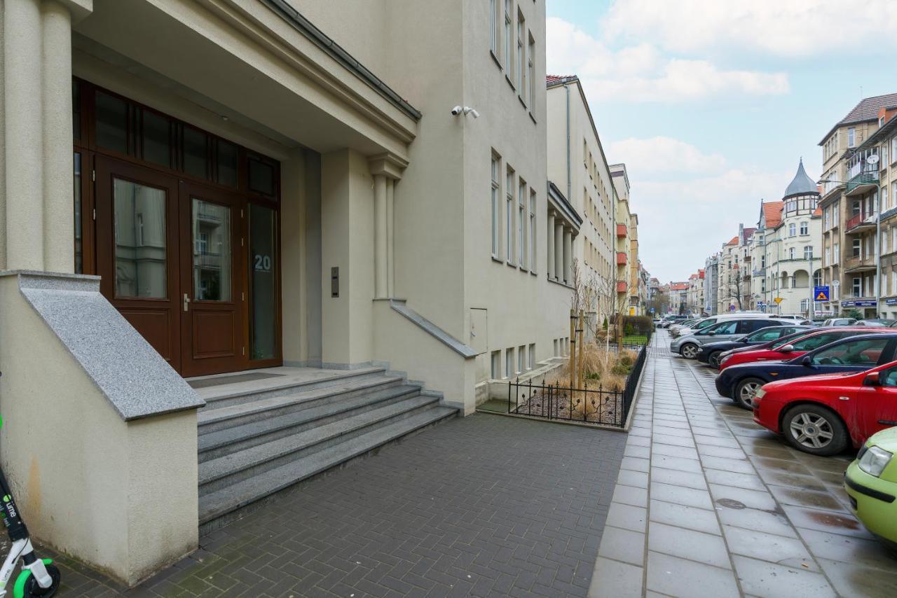 Apartment Poznan Mtp Chelmonskiego By Noclegi Renters المظهر الخارجي الصورة