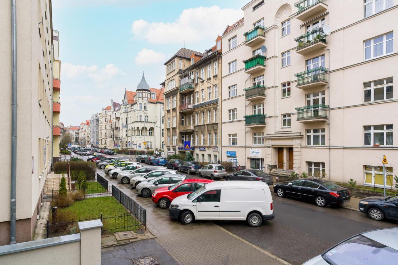 Apartment Poznan Mtp Chelmonskiego By Noclegi Renters المظهر الخارجي الصورة